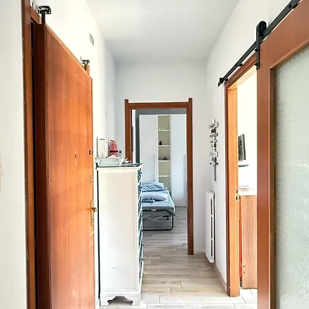 شقة Appartamento Vacanze Miraverde A San Bartolomeo Al Mare سان بارتولومِيو آل ما